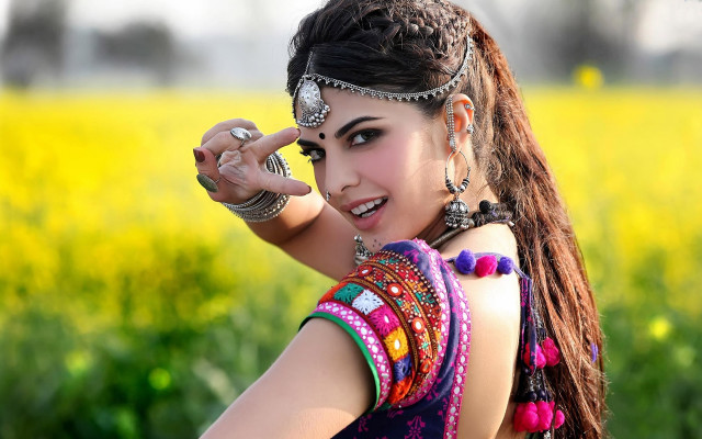 Woman dress flower field selfie free wallpaper for desktop - medium preview image