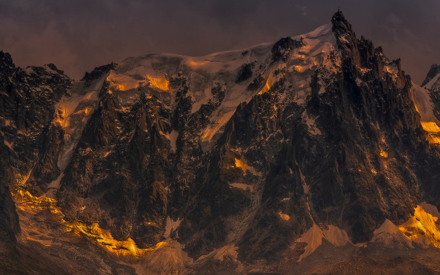 Mountain peak snow night yellow free wallpaper for desktop - medium preview image