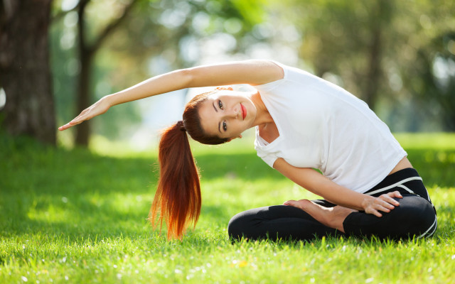 Yoga woman park fullbody arabesque free wallpaper for desktop - medium preview image