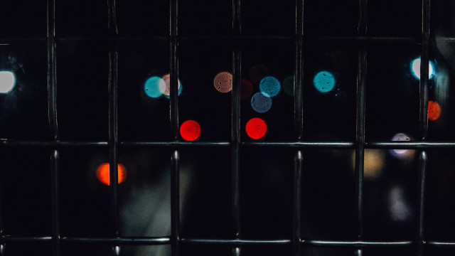 Trafficlight moonlight glowing sky space free wallpaper for desktop - medium preview image