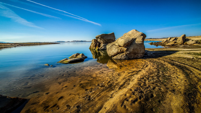Large rock beach water sky free wallpaper for desktop - medium preview image