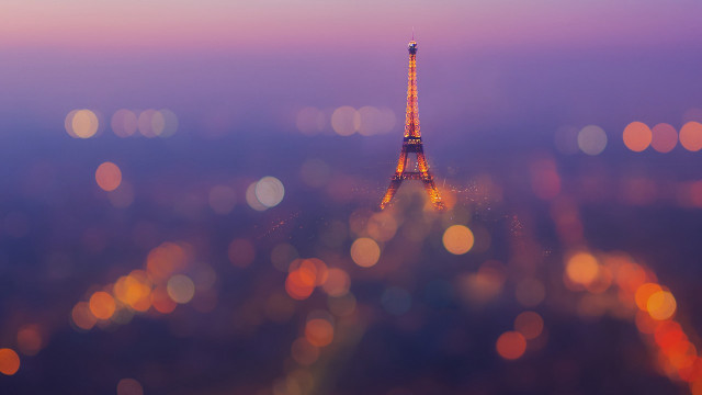 Eiffel tower night lights bokeh free wallpaper for desktop - medium preview image