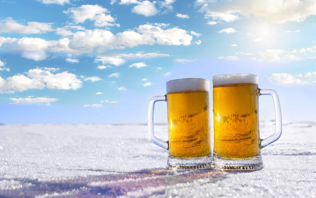 Beer mugs snow blue sky #2 free wallpaper for desktop - medium preview image