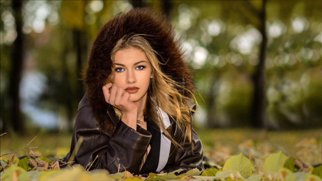 Woman leaves park fur hood free wallpaper for desktop - medium preview image