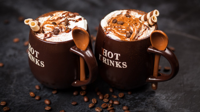Hot chocolate mugs marshmallows pretzels free wallpaper for desktop - medium preview image