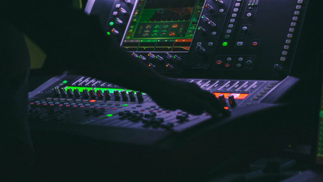 Sound mixing console dark room free wallpaper for desktop - medium preview image