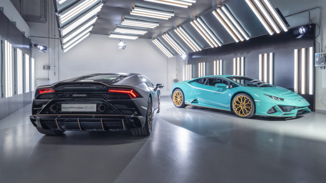 Skyblue black gold rims jigsaw free wallpaper for desktop - medium preview image