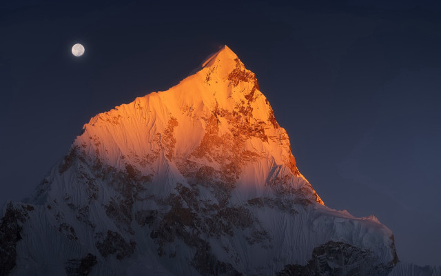Mountain peak moon night sky free wallpaper for desktop - medium preview image