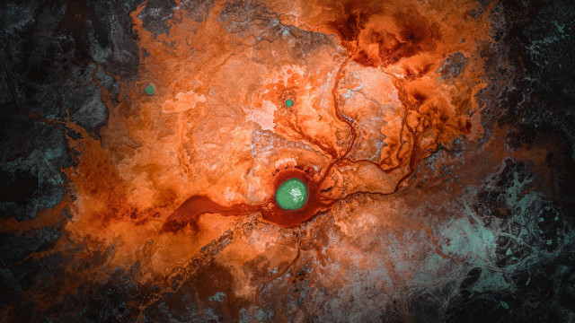 Green orange fire embers autumn free wallpaper for desktop - medium preview image