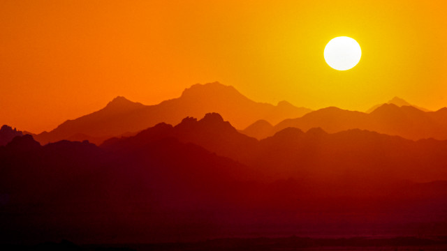 Sunset bird mountains orange sky #2 free wallpaper for desktop - medium preview image