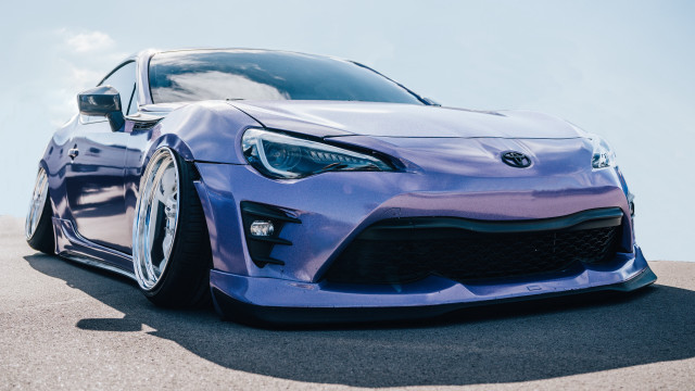 Blue sports car parking lot #21 free wallpaper for desktop - medium preview image