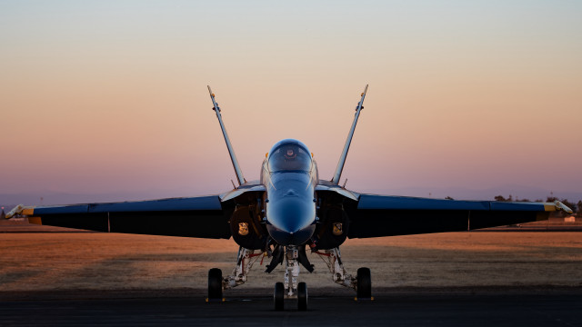 Jet tarmac sunset puzzle backlit free wallpaper for desktop - medium preview image