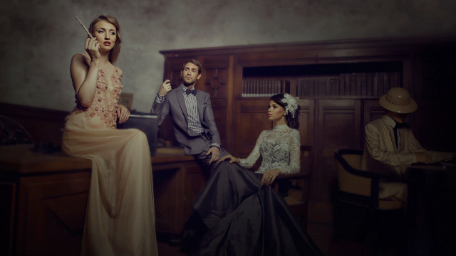 Formal wear desk portrait baroque free wallpaper for desktop - medium preview image