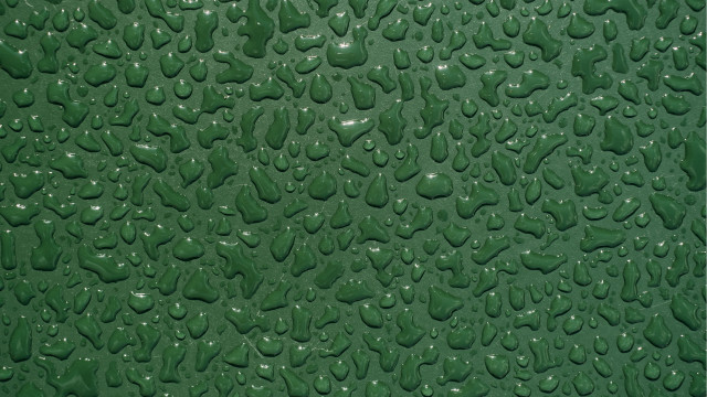 Green wall water drops photorealistic free wallpaper for desktop - medium preview image