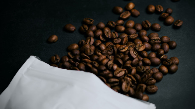 Coffee beans table neoplasticism stock free wallpaper for desktop - medium preview image