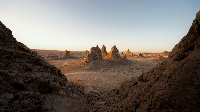 Desert rocks sand formation sky free wallpaper for desktop - medium preview image