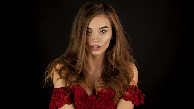 Elina karimova red dress roses free wallpaper for desktop - medium preview image