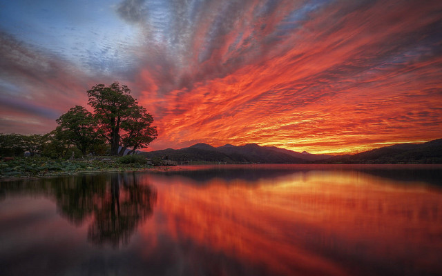 Sunset lake tree mountains sky free wallpaper for desktop - medium preview image
