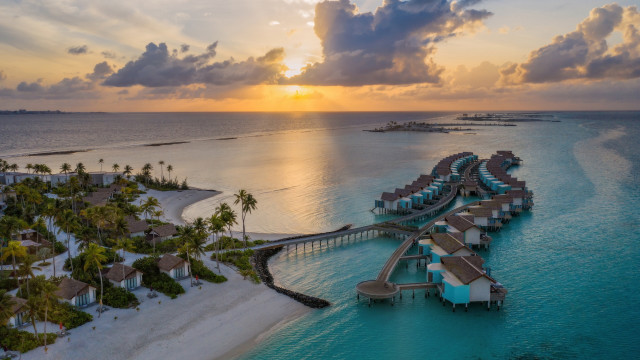 Beach pier sunset resort waterfront free wallpaper for desktop - medium preview image