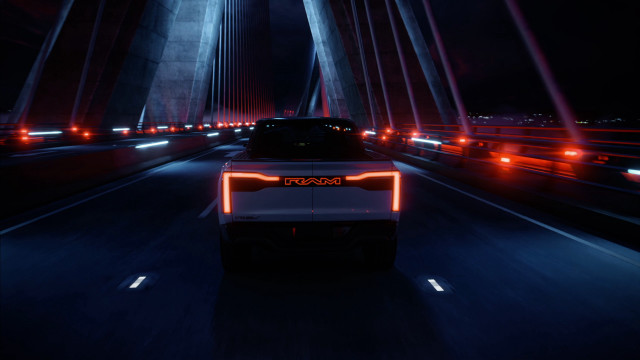 Car highway night lights bridge free wallpaper for desktop - medium preview image