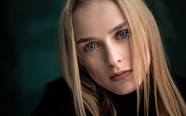 Anna hotchkis blonde blue eyed free wallpaper for desktop - medium preview image