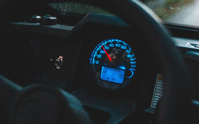 Car dashboard speedometer red needle free wallpaper for desktop - medium preview image