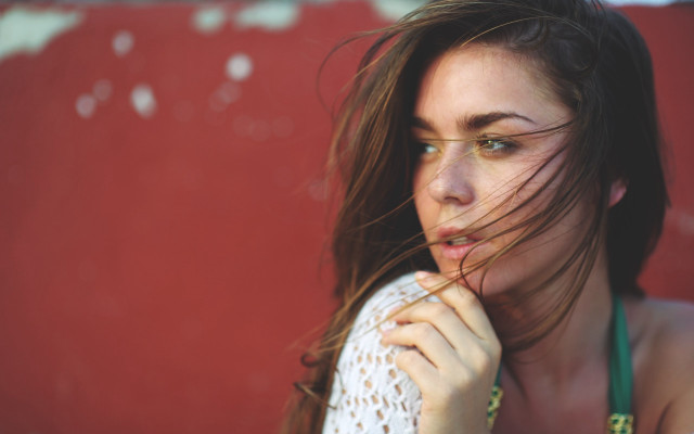 Annabel eyres long blowing hair free wallpaper for desktop - medium preview image