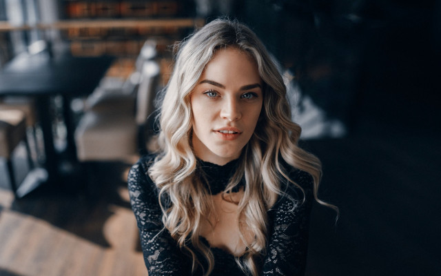 Blonde woman black shirt restaurant free wallpaper for desktop - medium preview image