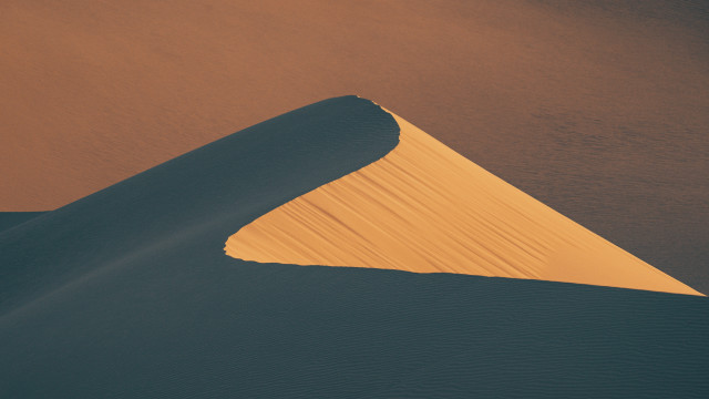 Large dune sandline small hill free wallpaper for desktop - medium preview image
