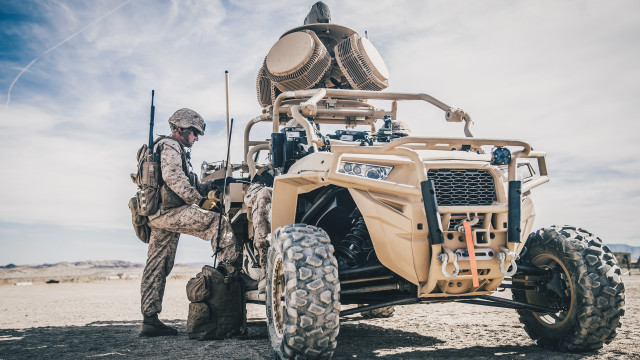 Camouflage man military vehicle gun free wallpaper for desktop - medium preview image