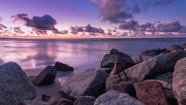 Rocky beach sunset mooring clouds free wallpaper for desktop - medium preview image