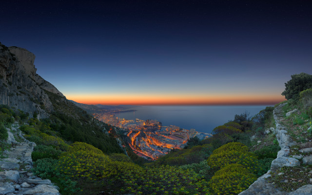 City cliff night fullmoon panorama free wallpaper for desktop - medium preview image