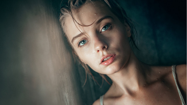 Blue eyes white top portrait free wallpaper for desktop - medium preview image