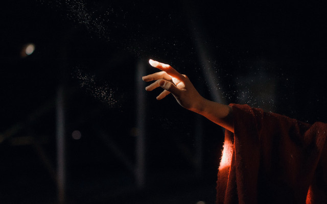 Throwing star night hand light free wallpaper for desktop - medium preview image