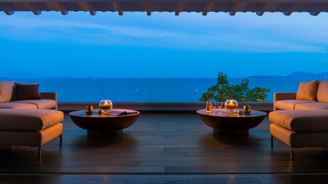 Living room ocean night candles #2 free wallpaper for desktop - medium preview image