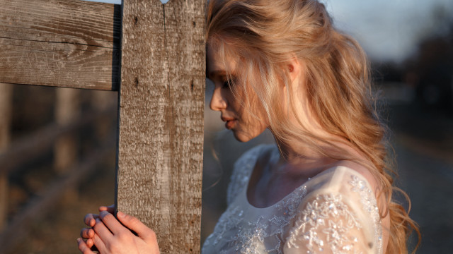 Woman white dress cross neo free wallpaper for desktop - medium preview image