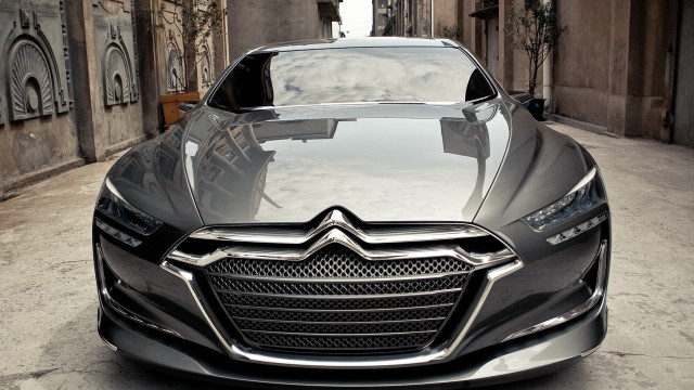 Car street building clock door free wallpaper for desktop - medium preview image