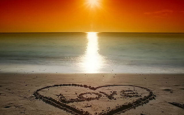 Heart sand beach sunset ocean free wallpaper for desktop - medium preview image