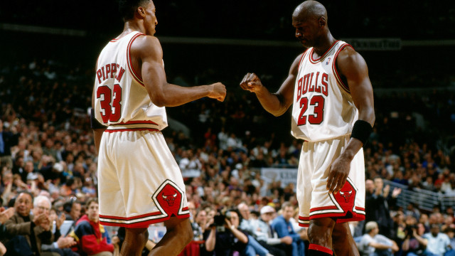 Harlem renaissance basketball shaking hands free wallpaper for desktop - medium preview image