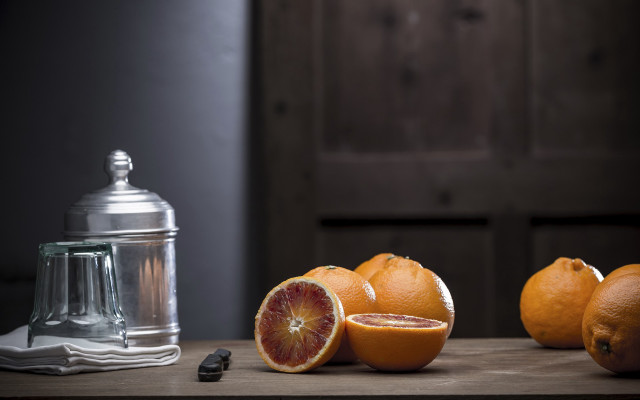 Oranges juicer table napkin stilllife free wallpaper for desktop - medium preview image