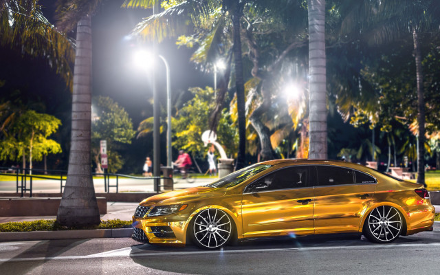 Yellow car parking lot palm free wallpaper for desktop - medium preview image