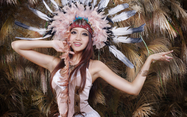 Woman feather headdress fashion photography free wallpaper for desktop - medium preview image