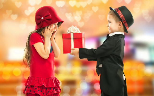 Little girl giving present red free wallpaper for desktop - medium preview image