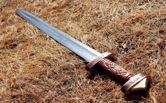 Sword wooden handle metal blade free wallpaper for desktop - medium preview image