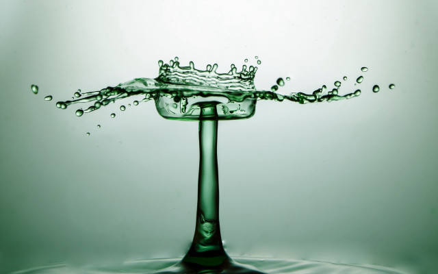 Green liquid splash water macro free wallpaper for desktop - medium preview image