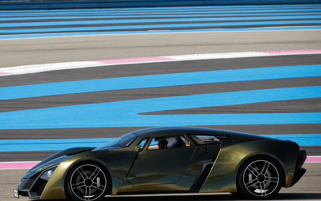 Green sports car race track free wallpaper for desktop - medium preview image