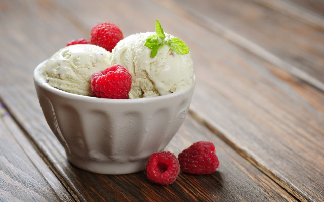 Ice cream raspberries mint wooden free wallpaper for desktop - medium preview image