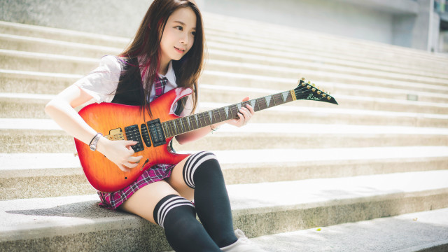 Chizuko yoshida guitar sitting cosplay free wallpaper for desktop - medium preview image
