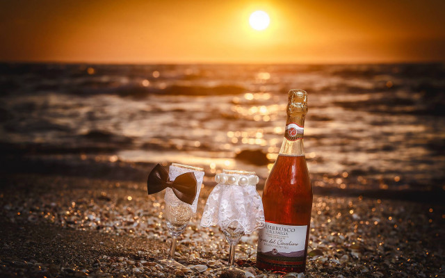Wine beach sunset romantic moon free wallpaper for desktop - medium preview image