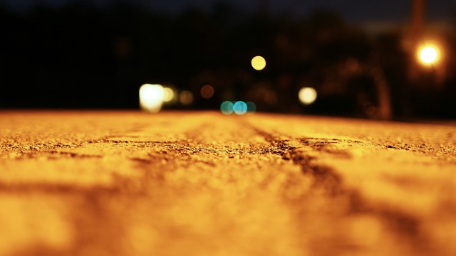 Night lights street bokeh moon free wallpaper for desktop - medium preview image